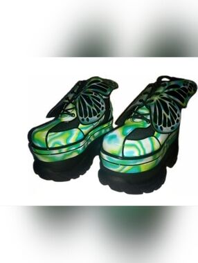RARE "UTOPIAN GODESS" Iridescent Green Butterfly Platform Lace-Up Sneakers
